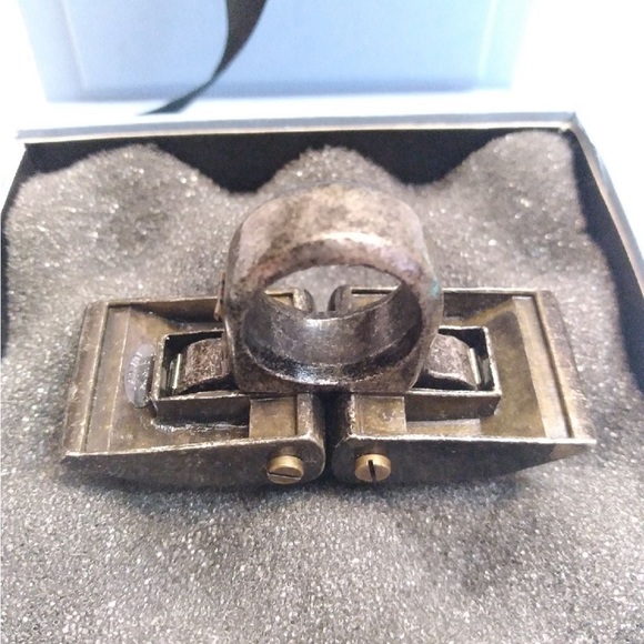 Lanvin, mechanical ring, very massive, aged metal effect - Picture 10 of 10